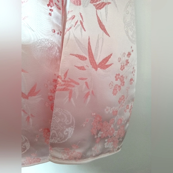 Asian Style Long Sleeve Satin Top - Picture 9 of 16